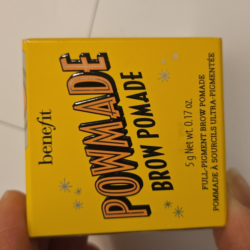 Benefit Powmade Brow Pomade